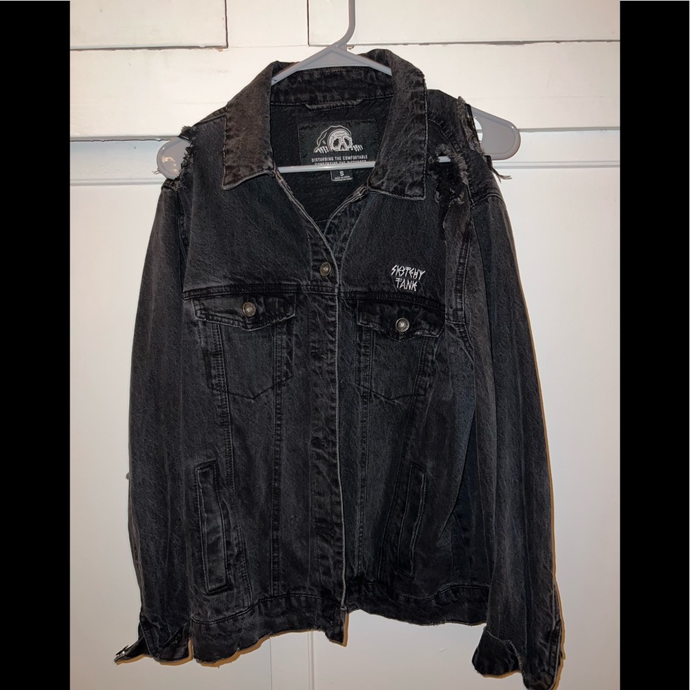 VINTAGE BLACK SKETCHY TANK DENIM JACKET